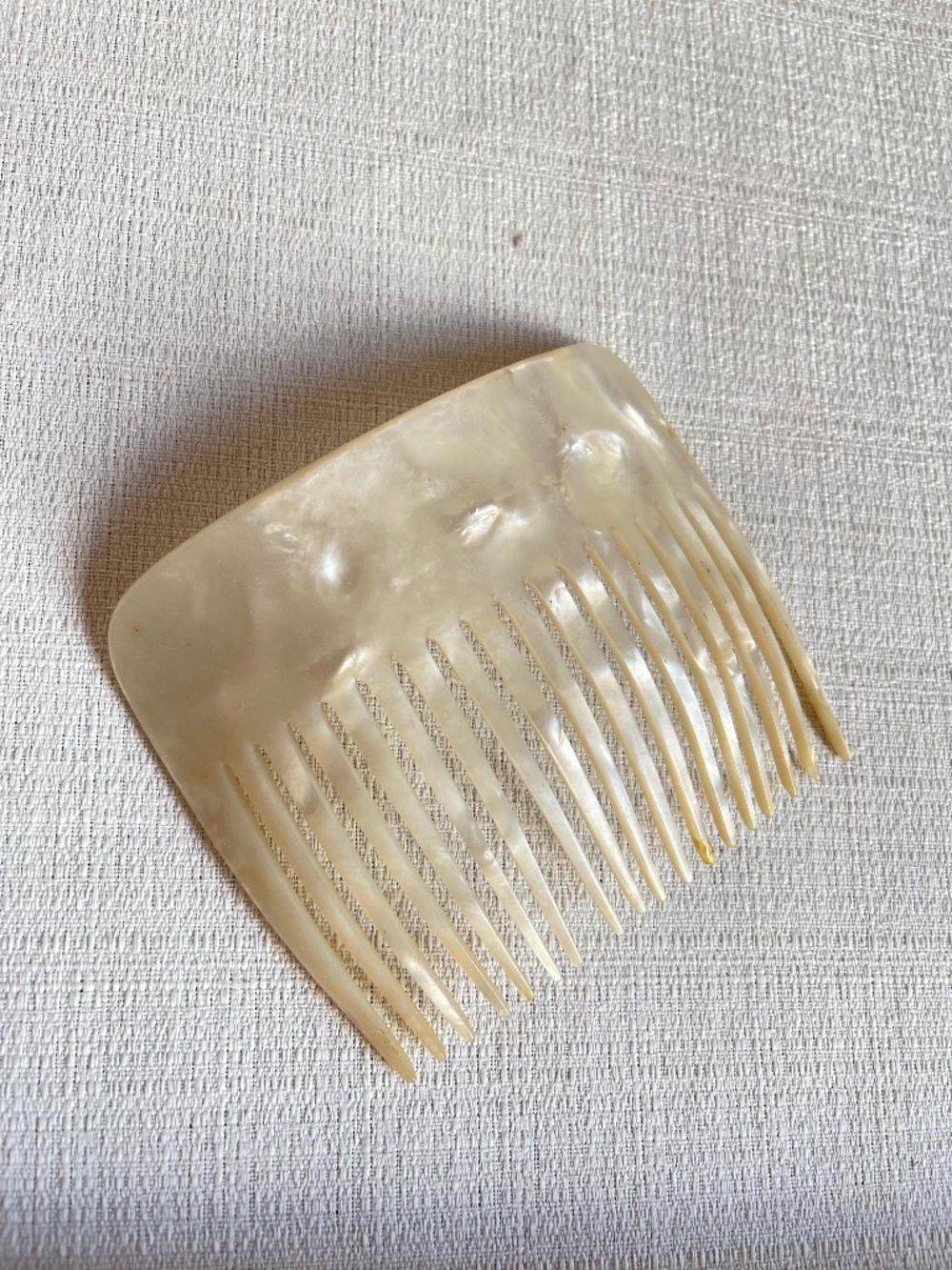 Mother of Pearl Iridescent Ivory Hair Comb